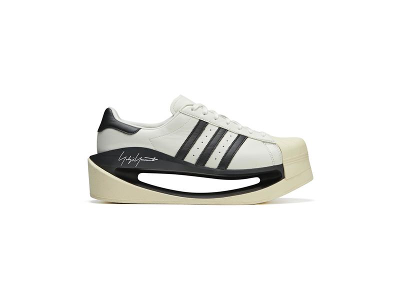 Yohji Yamamoto Presents his Y-3 Gendo Sneakers with Hollowed